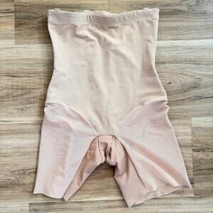 Honeylove SuperPower Short - Targeted Shaping & Lift Size M